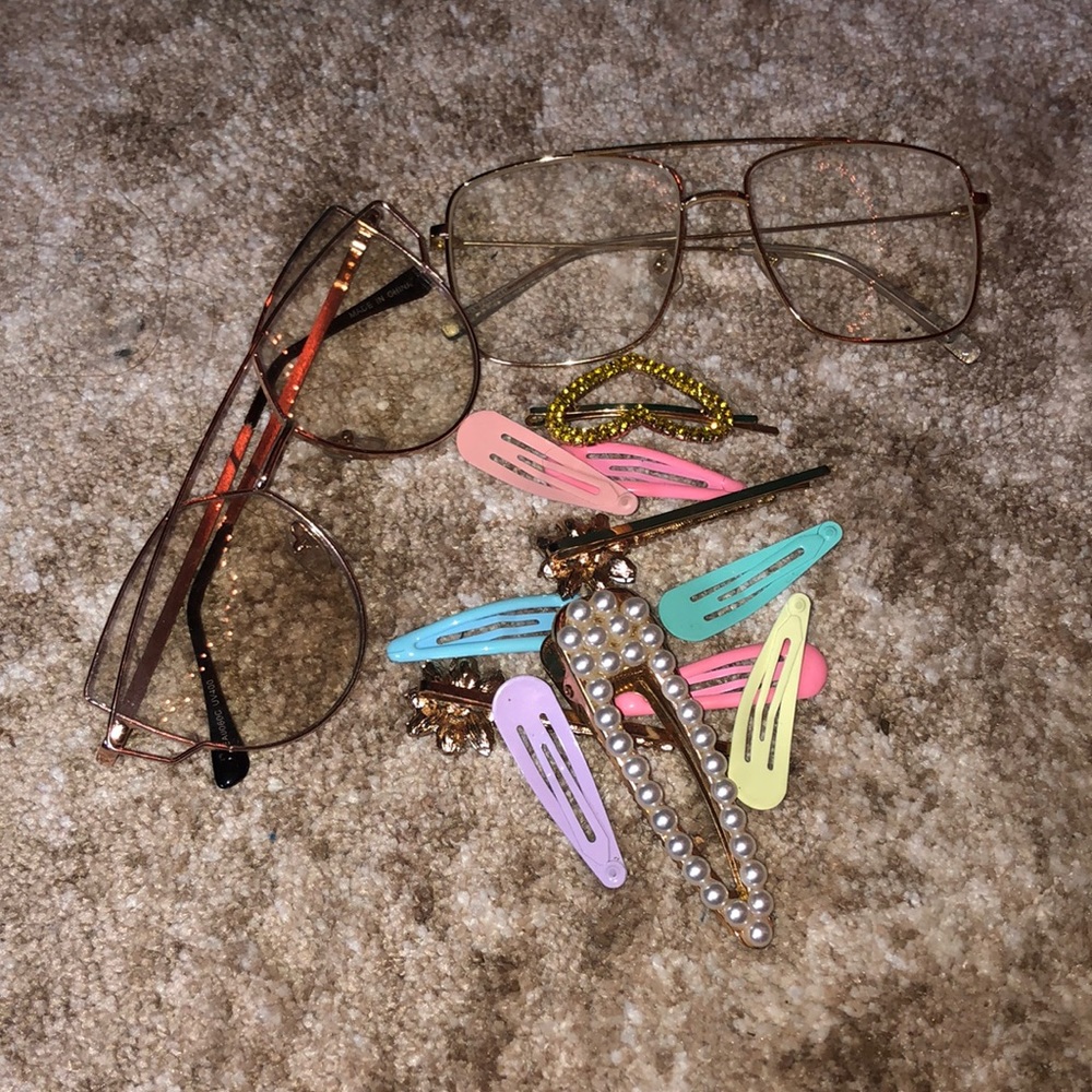 Glasses and Hair clips